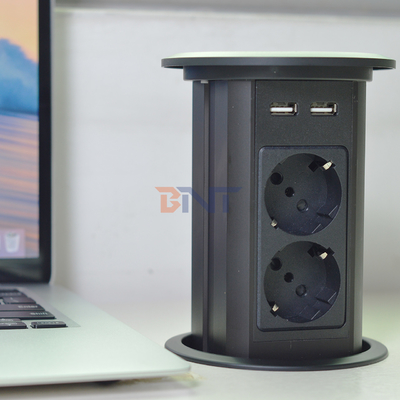電気ポップアップ電源ソケット 双面設計 4つのACソケットと2つのUSBA+C+ワイヤレス充電器
