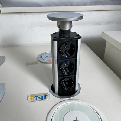 3つのEU電源出口のキッチン抽出ソケット スマートホームのためのカスタムモジュール
