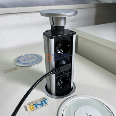 3つのEU電源出口のキッチン抽出ソケット スマートホームのためのカスタムモジュール