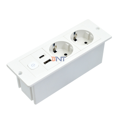 OEM/ODM ABS EU 標準 5V 2.1A パワー USB A+C 充電ソケット 内蔵 デスク/ソファー ホテル/バー/会議室の出口
