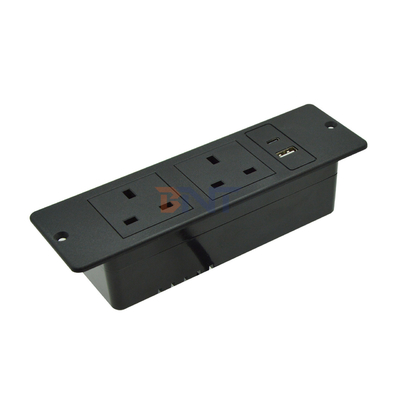 イギリス 標準 オーダーメイド AC 電源ソケット プラスチック 家具 壁ソケット 2 つの出口 1 USB & 1 タイプ C ポート 16A 定電