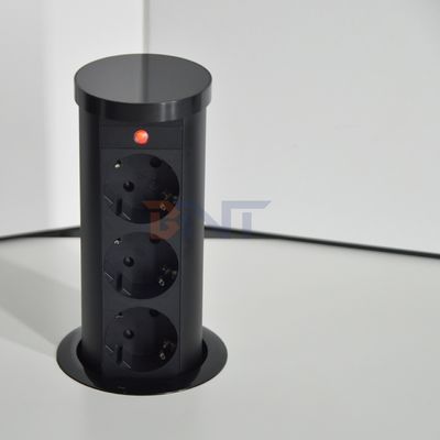 EUプラグタイプ 3出口 氣動電源ソケット IP44 標準 アルミ合金 リフティングソケット 隠されたキッチン用