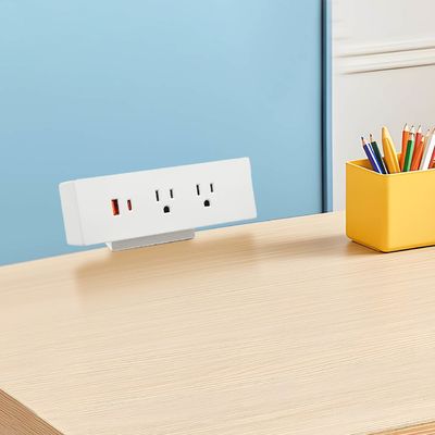 多機能 2つの交流出口 USB A+C US パワー 急速充電 デスクトップ クランプ ソーケット パワー ストライプ