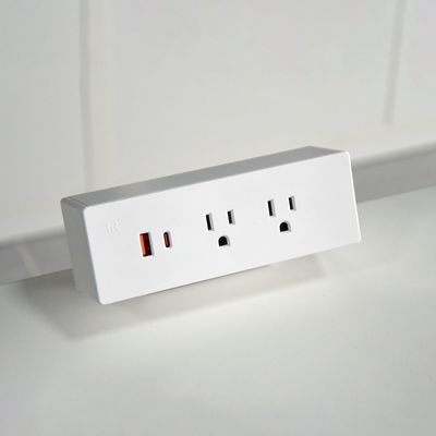 多機能 2つの交流出口 USB A+C US パワー 急速充電 デスクトップ クランプ ソーケット パワー ストライプ